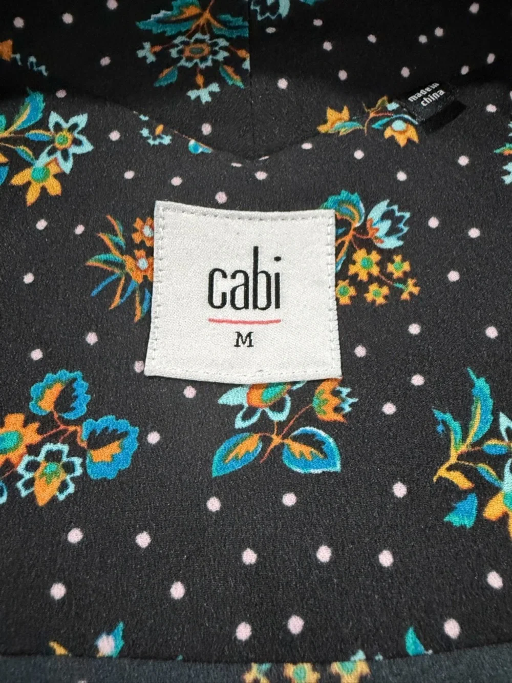 CAbi Black Sleeveless Floral Collared Pull-Over Blouse with Buttons - Picture 7 of 9